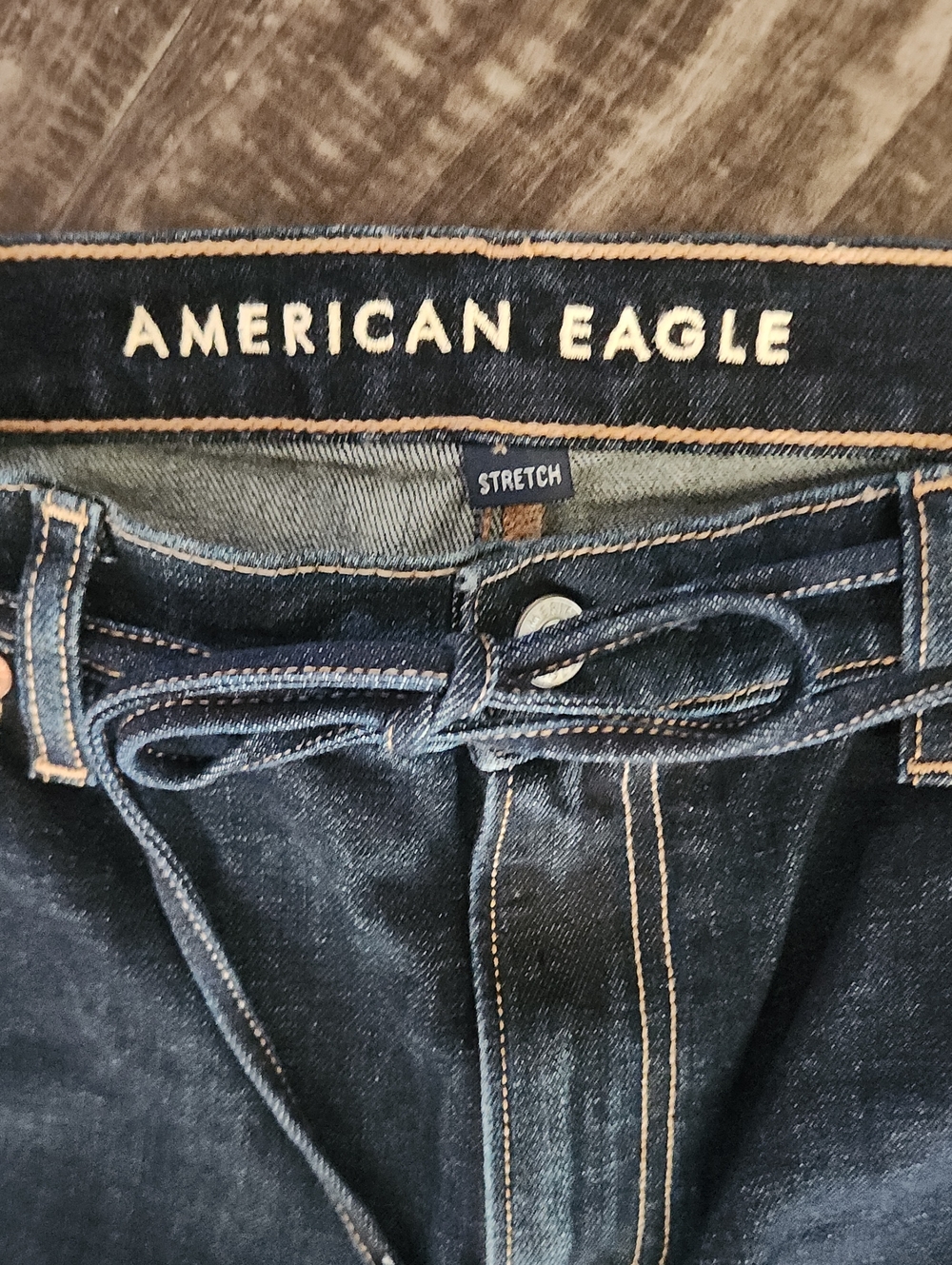 American Eagle barrel leg dark wash jeans Size 8 - Picture 2 of 5